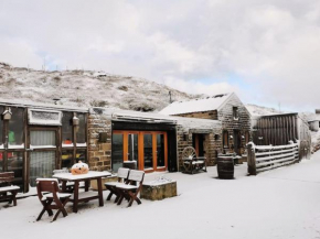 Cottage incredible views off grid private dog friendly garden cosy